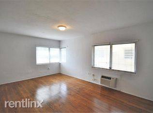 Main picture of 951 Bay Dr