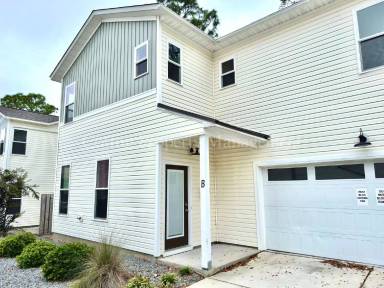 Main picture of 2852 Worth Dr
