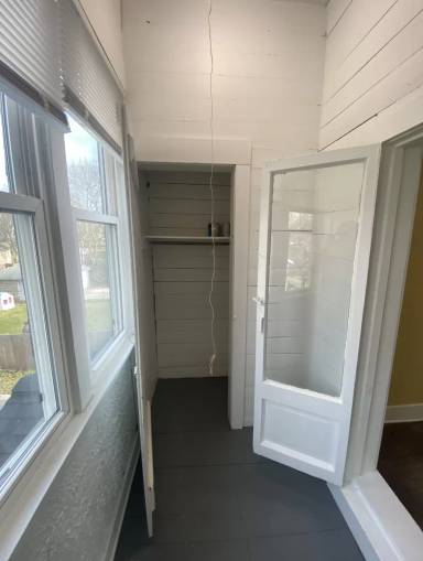 Main picture of 1063 Walker Ave NW