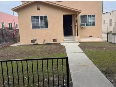 Main picture of 2749 Orchard Pl