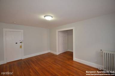 Main picture of 1615 Commonwealth Ave