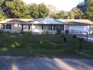 Main picture of 8824 W Millpoint Rd