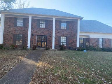 Main picture of 519 W Regis Pl