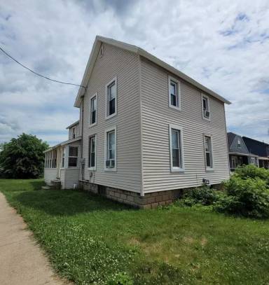 Main picture of 423 Draper St