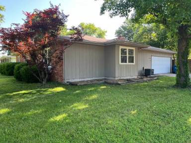 Main picture of 2546 S McCann Ave