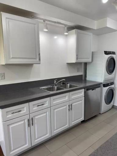 Main picture of 949 Euclid St