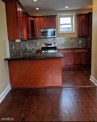 Main picture of 208 Terrace Ave