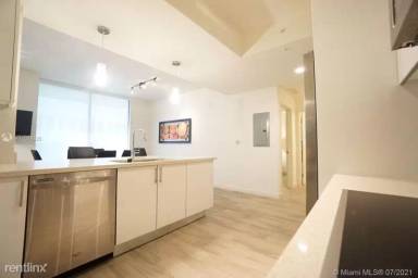 Main picture of Nine At Mary Brickell Village
