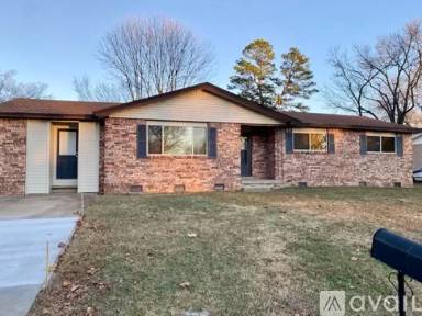 Main picture of 8223 Hermitage Dr