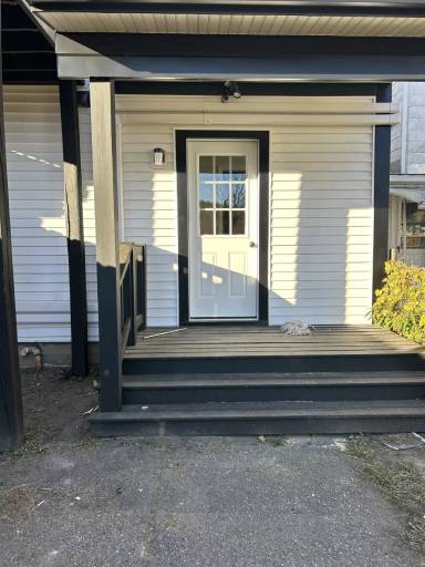 Main picture of 632 Main St