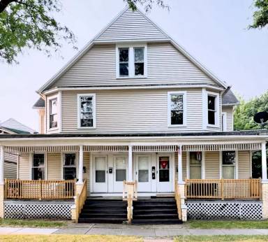 Main picture of 221 Spencer St