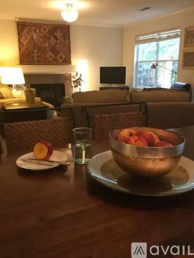 Main picture of 5013 Sharon Rd