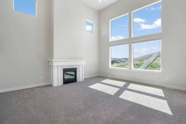Main picture of 427 N High Ridge Rd