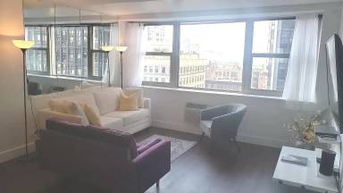 Main picture of 253 E Delaware Condos