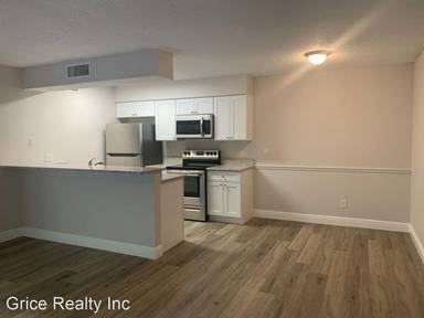 Main picture of 5305 Summerlin Rd
