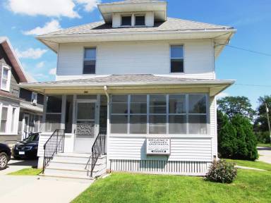 Main picture of 503 2nd St NW