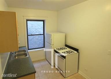 Main picture of 2516 N Kedzie Blvd