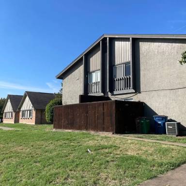 Main picture of 1705 Coronado Hills Dr