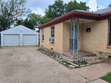 Main picture of 3021 Avon St