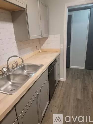 Main picture of 2803 Camellia St