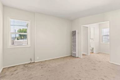 Main picture of 170 Belleview Dr