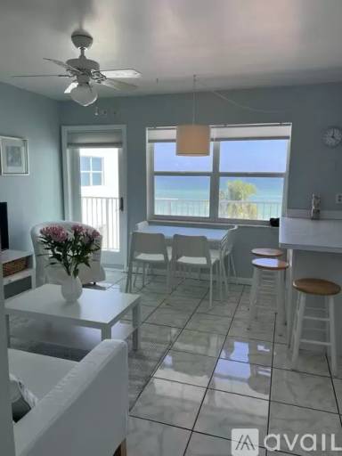 Main picture of 2600 N Surf Rd