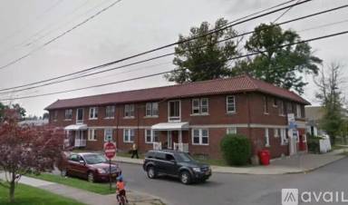 Main picture of 384 Skillen St