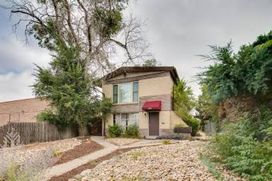 Main picture of 220 S Holly Street, Unit 4 - 4