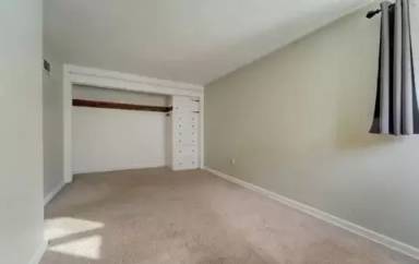 Main picture of 21 Sergeantsville Rd