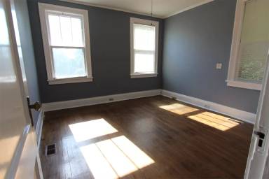 Main picture of 1220 Heard Ave