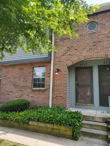 Main picture of 2425 Carolina Ave