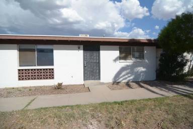 Main picture of 4139 S Queen Palm Dr