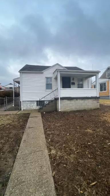 Main picture of 523 Orchard St