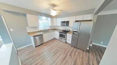 Main picture of 26100 Burg Rd
