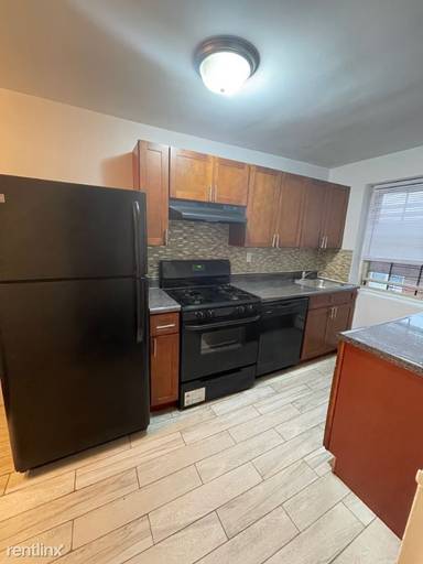 Main picture of 37 Duncan Ave
