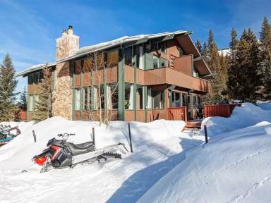 Main picture of 136 Lance Ln