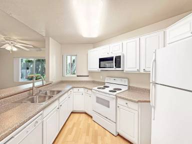 Main picture of 7585 Charmant Dr