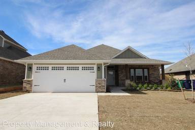 Main picture of 18517 Melogold Dr