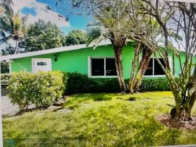 Main picture of 1260 SW 28th Rd