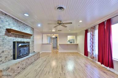 Main picture of 425 Hawthorne St