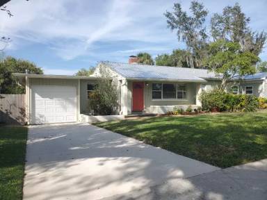 Main picture of 216 Broadview Dr