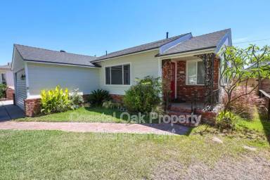 Main picture of 3446 Roxanne Ave