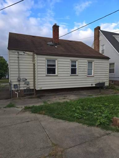 Main picture of 13116 Harold Ave