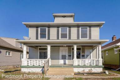 Main picture of 809 N Oakland Ave
