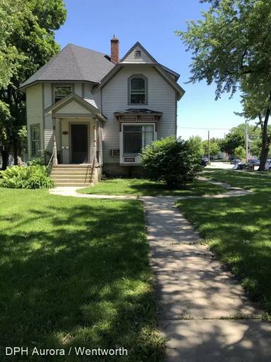 Main picture of 250 W Park Ave