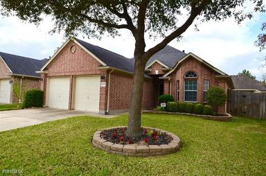 Main picture of 18718 Dural Dr