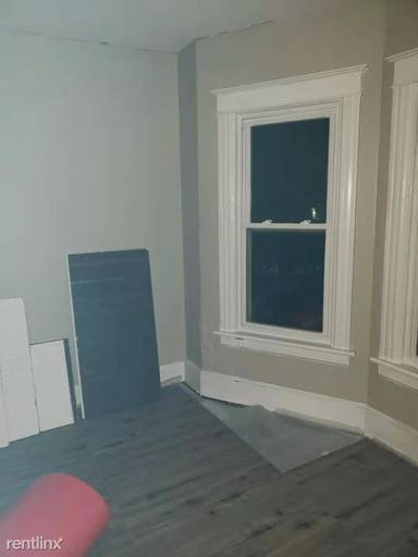 Main picture of 77 Carroll St