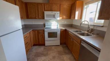 Main picture of 1150 Hemlock St