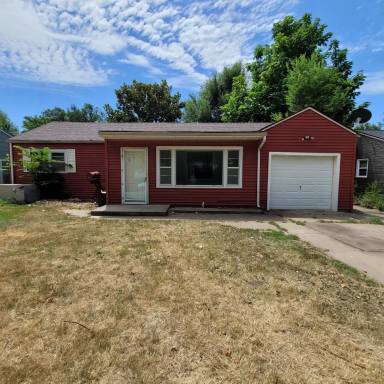 Main picture of 2913 E Sunnybrook St