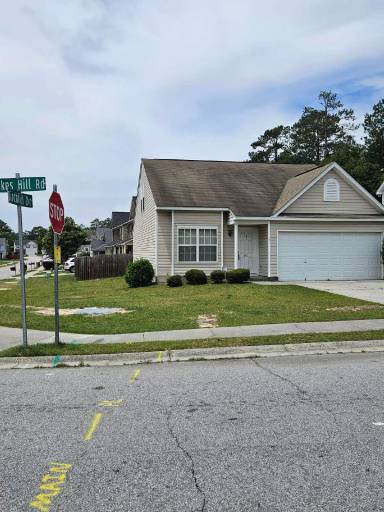 Main picture of 401 Dukes Hill Rd